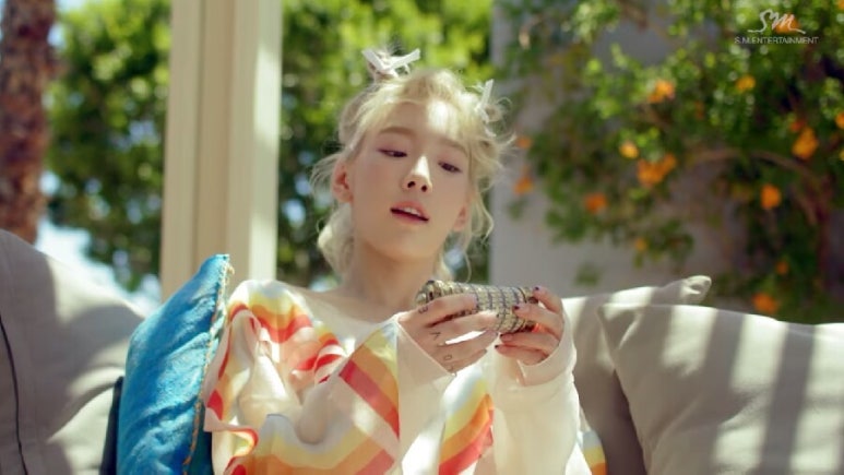 태연 Why 뮤비 해석 (데이터 주의) | 인스티즈