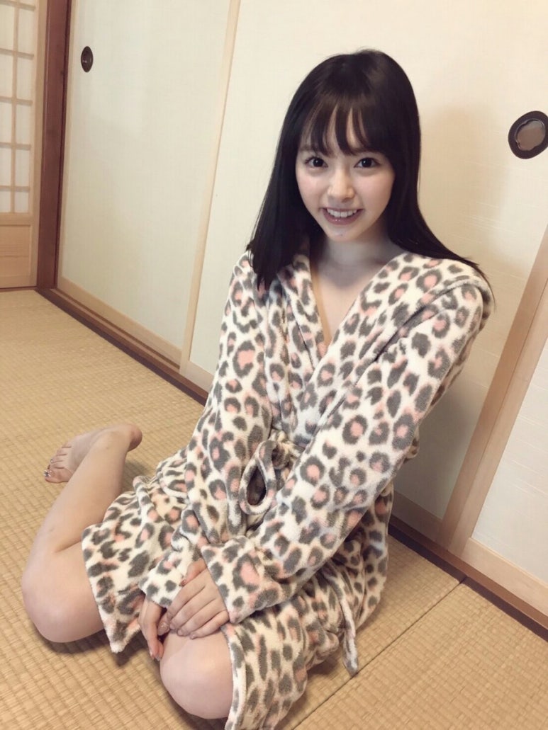 yuna ogura yuna ogura
